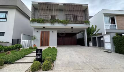 Casa com 3 suÍtes no condomÍnio caledonia , Santa Regina, Camboriú - SC