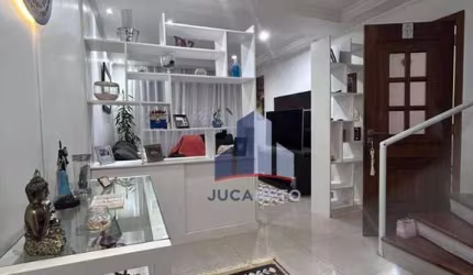 Sobrado com 3 dormitórios à venda, 238 m² por R$ 900.000,00 - Parque São Vicente - Mauá/SP