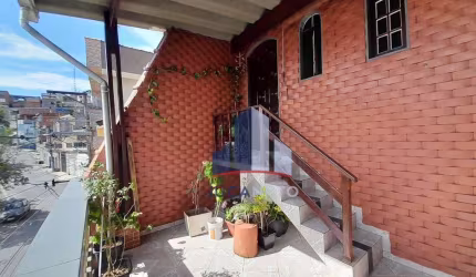Casa com 3 dormitórios à venda por R$ 375.000 - Jardim Zaira - Mauá/SP