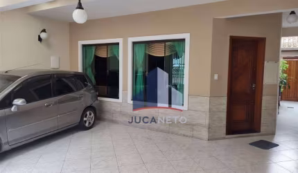 Sobrado com 3 dormitórios à venda, 177 m² por R$ 695.000 - Parque São Vicente - Mauá/SP