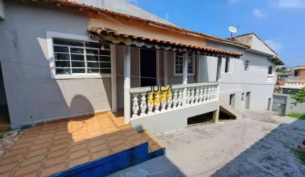Casa com 2 dormitórios à venda por R$ 500.000,00 - Vila Bocaina - Mauá/SP