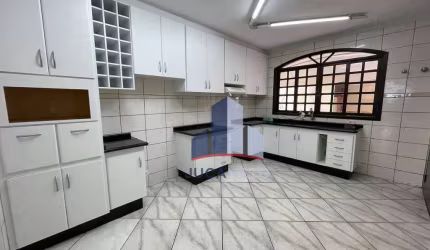 Sobrado com 4 dormitórios para alugar, 440 m² por R$ 6.500,00/mês - Vila Guarani - Mauá/SP