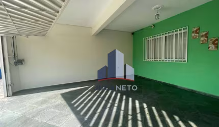 Sobrado com 3 dormitórios à venda, 26146 m² por R$ 750.000 - Vila Assis Brasil - Mauá/SP