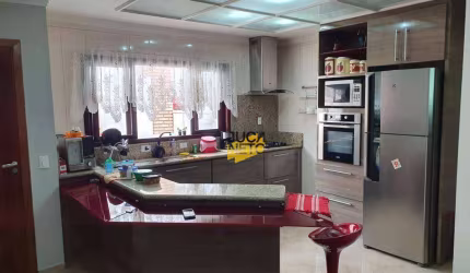 Sobrado com 3 dormitórios - venda por R$ 1.170.000,00 ou aluguel por R$ 6.700,00/mês - Jardim Guapituba - Mauá/SP