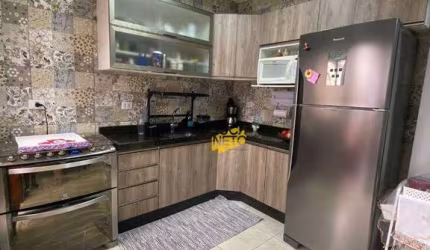 Casa com 3 dormitórios à venda, 110 m² por R$ 590.000,00 - Parque São Vicente - Mauá/SP