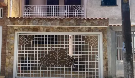 Sobrado com 3 dormitórios à venda, 202 m² por R$ 620.000 - Jardim Camila - Mauá/SP