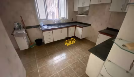 Casa com 4 dormitórios à venda, 229 m² por R$ 470.000,00 - Vila Suíça - Santo André/SP