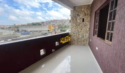 Casa com 3 dormitórios para alugar, 160 m² por R$ 1.950,00/mês - Vila Falchi - Mauá/SP