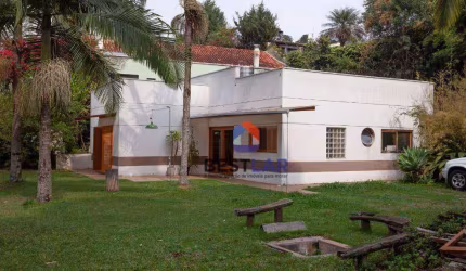 Casa térrea, estilo Ioft, para Venda e Locação, em condomínio na Granja Viana/SP