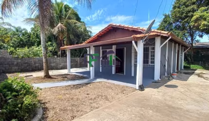 Casa 2 dorm. sendo 1 suite quintal grande Bairro Gaivota Itanhaém