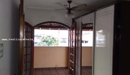 Casa para Venda em Juiz de Fora, Bonfim, 3 dormitórios, 1 suíte, 3 banheiros, 2 vagas