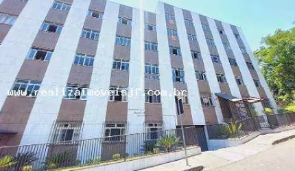 Apartamento para Venda em Juiz de Fora, Paineiras, 3 dormitórios, 1 suíte, 2 banheiros, 2 vagas