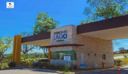 Lote com Vista Lagoa / Estância do Lago - Contagem