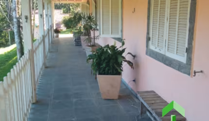Casa com 8 quartos, piscina, sauna, área gourmet no caminho da Cachoeira em Ipiabas