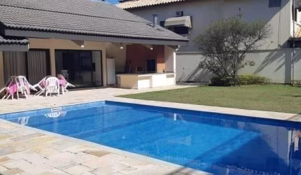 Casa Ampla e Iluminada - Próxima à Portaria do Residencial