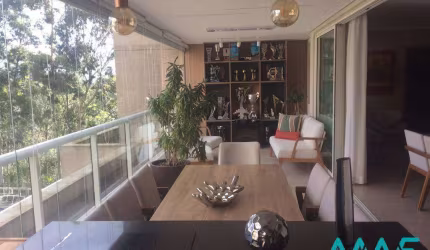 Boulevard Tamboré 228m2 - Vista Livre e Mobiliado - Estuda Permuta!
