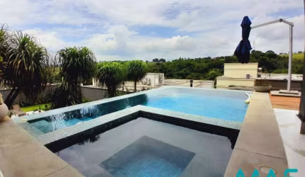 Casa Moderna com Vista Livre em Alphaville!