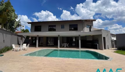 Linda Casa no Residencial Alphaville 5!