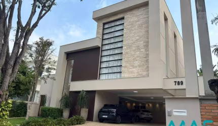 Alphaville Residencial 1 - Casa Ampla, Linda e Aconchegante!
