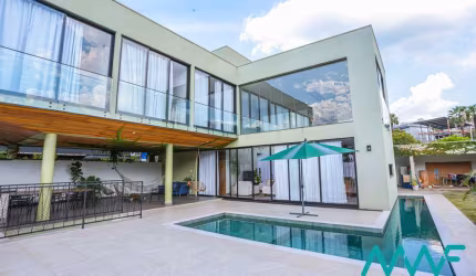 Casa Moderna e Mobiliada no Resid Itahyê - Venda ou Locação