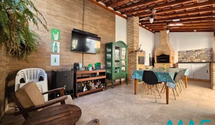 Casa Tamboré 4 - Com Lindo Gourmet 
e Sótão!!!!
