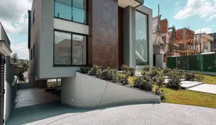 Casa Nova com Vista Livre no Gênesis 2 - Estuda Permuta
