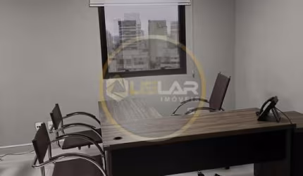 Sala comercial para locação, mobiliada, com wc, andar alto