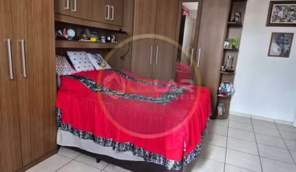 Apartamento de 2 dorms canal 3. Gar demarcada