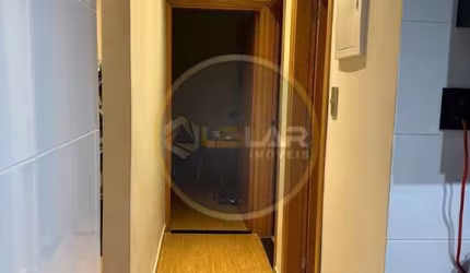 Apartamento de 2 dorms térreo, cozinha planejada no canal 3