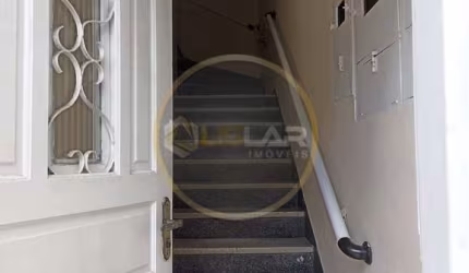 Casa Sobreposta alta com 2 dorms em SV