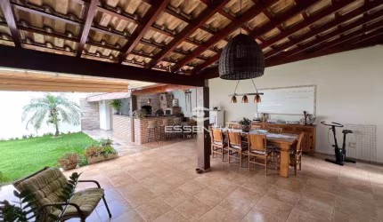 Lindo Sobrado com 4 dormitórios à venda, 220 m² por R$ 890.000 - Parque São Miguel - São José do Rio Preto/SP