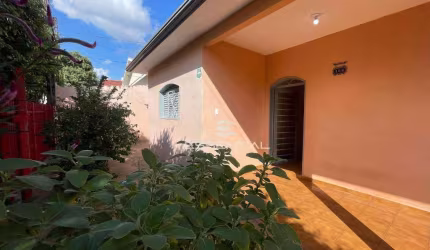 Casa com 3 dormitórios para alugar por R$ 1.800/mês - Jardim Primavera - São José do Rio Preto/SP