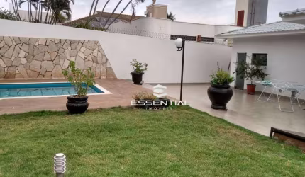 Casa com 5 dormitórios à venda, 400m² por R$ 1.600.000 - Parque Celeste - São José do Rio Preto/SP