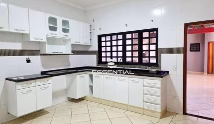 Casa Recém Reformada com 4 dormitórios à venda, 285 m² por R$ 740.000 - Jardim Caparroz - São José do Rio Preto/SP
