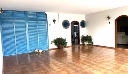 Casa com 3 quartos para alugar na Rua Comendador Joaquim Alves, Jundiaí, Anápolis, 300 m2 por R$ 6.000