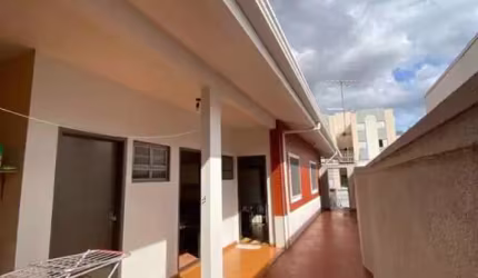 Casa com 3 dormitórios à venda, 195 m² por R$ 950.000,00 - Cazeca - Uberlândia/MG