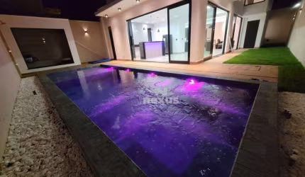 Casa com 3 dormitórios à venda, 223 m² por R$ 1.600.000,00 - Praça Alto Umuarama - Uberlândia/MG