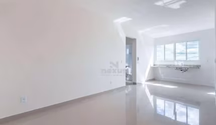Apartamento com 2 dormitórios à venda, 50 m² por R$ 307.000,00 - Segismundo Pereira - Uberlândia/MG