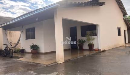 Casa com 4 dormitórios à venda, 143 m² por R$ 399.000,00 - Centro - Vazante/MG