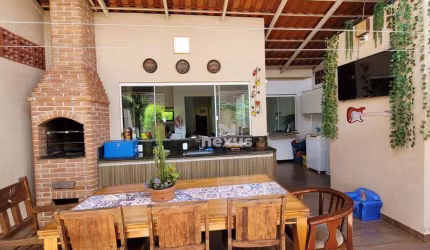 Casa Residencial à venda, Aclimação, Uberlândia - CA0184.