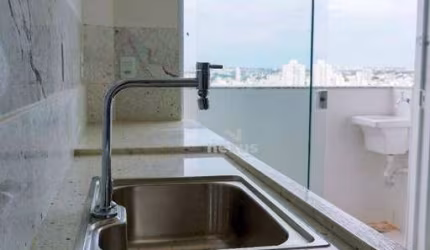 Apartamento com 2 dormitórios à venda, 56 m² por R$ 331.000,00 - Tubalina - Uberlândia/MG
