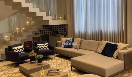 Sobrado com 4 dormitórios à venda, 315 m² por R$ 2.800.000,00 - Reserva dos Ipês  - Uberlândia/MG