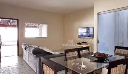 Casa com 3 dormitórios à venda, 202 m² por R$ 690.000,00 - Alto Umuarama - Uberlândia/MG