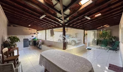 Casa com 3 dormitórios à venda, 169 m² por R$ 450.000,00 - Santa Rosa - Uberlândia/MG