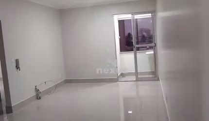 Apartamento com 3 quartos sendo 1 suíte à venda, 76 m² por R$ 350.000 - Presidente Roosevelt - Uberlândia/MG