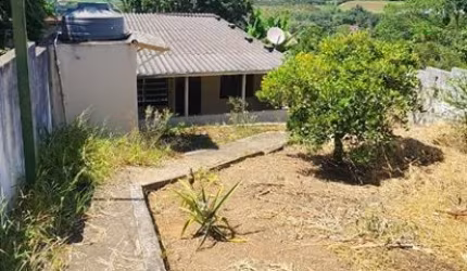 Casa Aconchegante à Venda - Excelente Localização em Biritiba Mirim