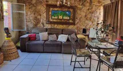Casa em condomínio fechado com 2 quartos à venda na Rua Leny Eversong, Taquara, Rio de Janeiro, 250 m2 por R$ 690.000