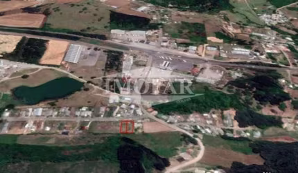 Lotes 07 e 08 do Loteamento Razzera.  Área de cada um: 16x45= 552,45m.  Confira!