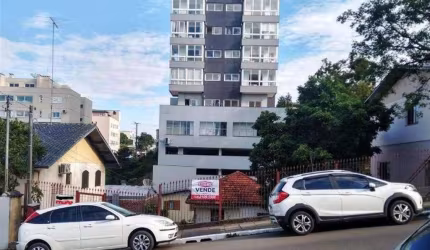 Excelente terreno em localização privilegiada, próprio para construção de prédio residencial ou comercial, com o melhor índice construtivo possível, com relevo ideal para sub solo com muito pouca esca
