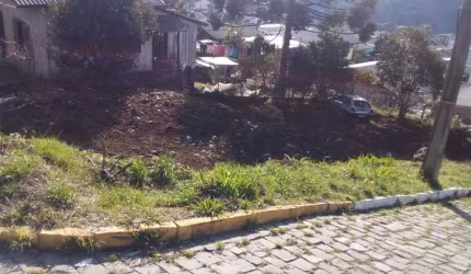 Excelente terreno na Rua Achyles Bonfanti, esquina com Pascoal Paraboni, posição solar leste/sul.  Excelente para construção de casa com dois pavimentos ou prédio de pequeno porte.  OBS: Aceita-se neg